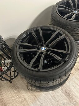 BMW F 15 elektróny Mkove 285x35R21 - 2