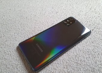 Samsung Galaxy A71 A715F Dual 6,7",128GB zachovalý - 2