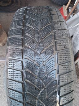 2x zimné pneumatiky 215/65 r17 - 2