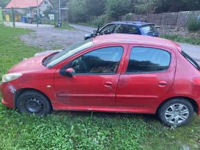 Peugeot 206+ 1.1 44kw - 2