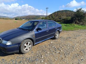 Škoda Octavia - 2