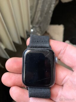 Apple Watch 4 44mm - 2