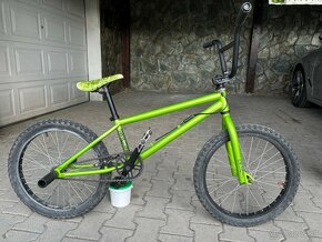 PREDÁM BMX ZNAČKY GT - 2