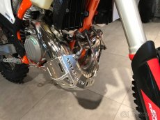 Zesílený kryt motoru a kolene výfuku KTM, Husqvarna, Gas Gas - 2