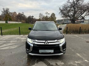 Prenájom vozidla Mitsubishi Outlander - 2