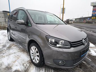 Volkswagen Touran 2.0 TDI Highline - 2