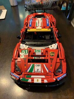 Ferrari 488 GTE (podobne ako lego) - 2