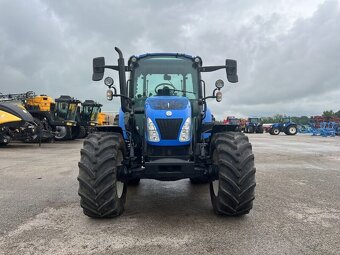 TRAKTOR NEW HOLLAND T5.85 - 2