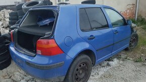 Volkswagen Golf 4   1.6i - 2