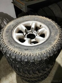 Gumy + elektrony 235/75 r 15 - 2