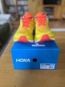 Hoka Clifton 9 - 2