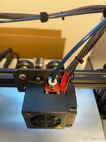 Ender 3 vylepsena + box - 2