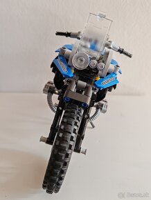 Lego Technic 42063 BMW R 1200 GS - 2