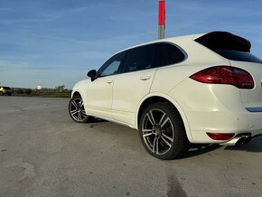 Predám Porsche cayenne 2013 - 2