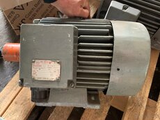 Elektromotor MEZ Mohelnice 5,5 kW - 2