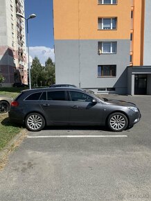 Opel Insignia 2.0 cdti 118 kW - 2