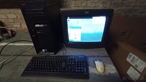 Starý pc IBM Lenovo - 2