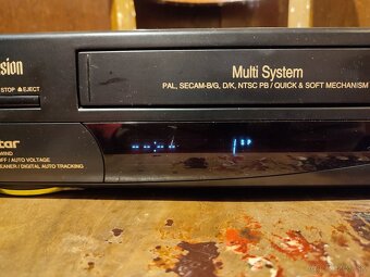 VHS rekorder GoldStar P13HW - 2