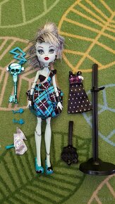 monster high babiky - 2