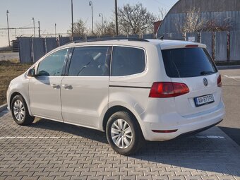 Volkswagen Sharan 2.0 TDI BMT Comfortline DSG - 2