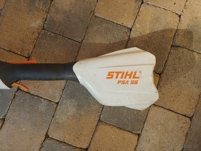 Predám AKU vyžínač STIHL - 2