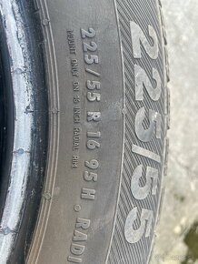 Zimné pneumatiky 225/55 r16 - 2