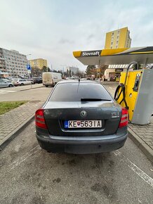 Skoda Octavia II 1.9 TDI 77kW DSG - 2