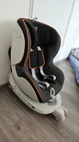 Britax Romer Dual fix I-size 9-13kg, otočná, isofix - 2