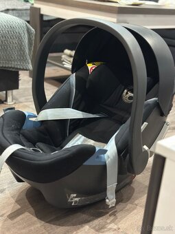 Cybex aton 5 - 2