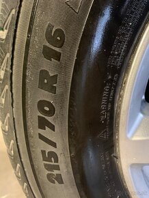 ELEKTORNY, ZIMNÉ PNEU 215/70 r16 - 2