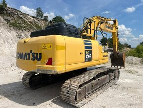 KOMATSU PC 240 LC-11 - 2