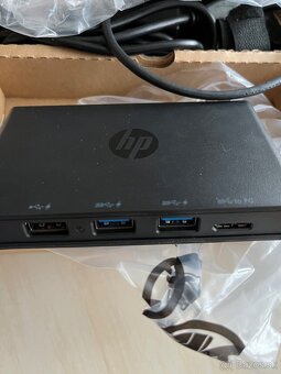 HP 3001pr port replicator - 2