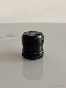 Širokouhlý objektív Laowa 7.5mm f/2.0 - 2