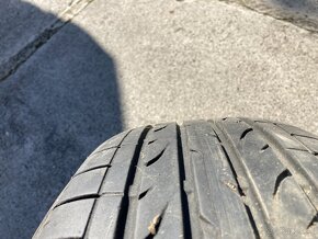 Predám pneu 225/60 r18 - 2