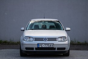 Volkswagen Golf 2.3 V5 Highline - 2