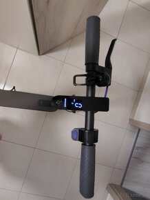 Elektrická kolobežka Xiaomi MI Scooter 3 - 2