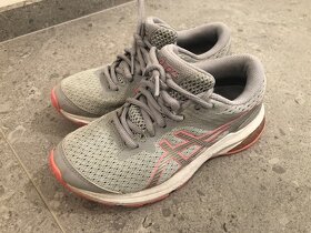 Tenisky Asics veľl. 32,5 - 2