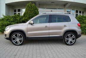 VW TIGUAN 2.0 TDI R-LINE 4x4, NAVI, F1, BIXENÓN, KOŽA, R19 - 2