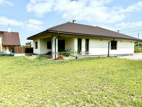 Predaj 4-izb. bungalow 178 m2, pozemok 1016 m2, Malý Šariš - 2