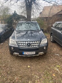 Predam mercedes  ml 550 benzin rok2011/12 - 2