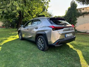 Lexus UX 300e elektro - 2