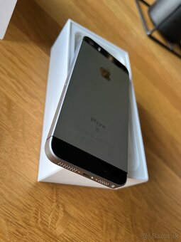 Apple iphone SE 64GB - 2