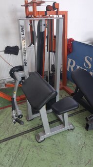 Legpress, biceps (scot lavica), Stroj na prsia(bench stroj) - 2