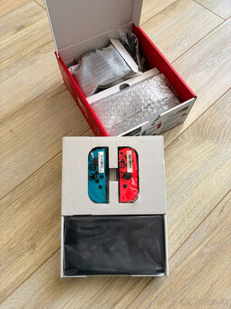 Nintendo Switch OLED - 2