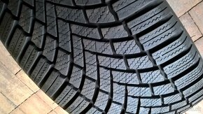 ZIMNÉ 225/45 R17 94H 2 ks BRIDGESTONE 1ks MATADOR 7-8mm 2019 - 2