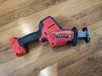 Predam chvostovu pilu Milwaukee M18FHZ-0X - 2