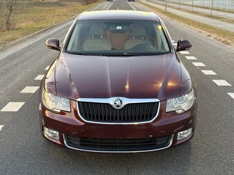 Škoda Superb II 2.0 103Kw Sedan - 2