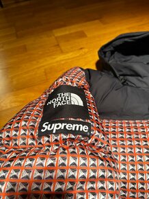 Supreme x The North Face Nuptse Studded - 2