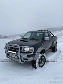 Predám Nissan navara d22 - 2