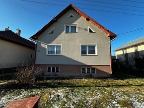 Rodinný dom 6+1, 270m², Žilina - Bánová, pozemok 938m² - 2